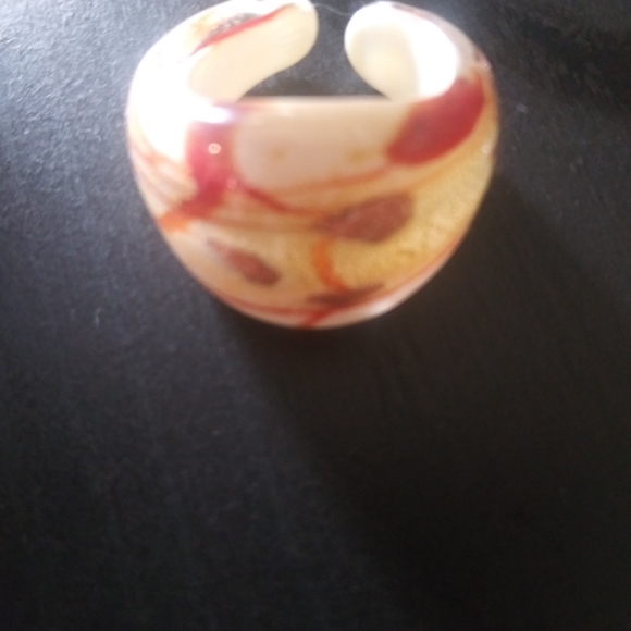 Ring - Picture 2 of 3